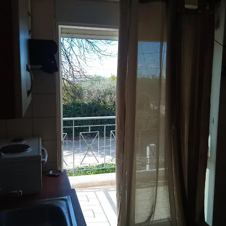 Guest house Home Patras