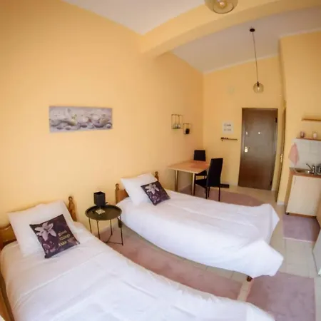 Home 3*