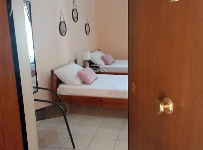 Home 3*
